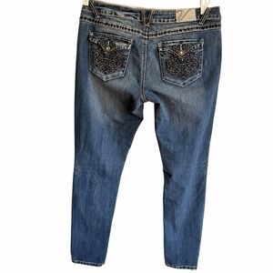 Vanity Premium Collection Skinny Jeans Medium Wash Embroidered Size 31W 32L